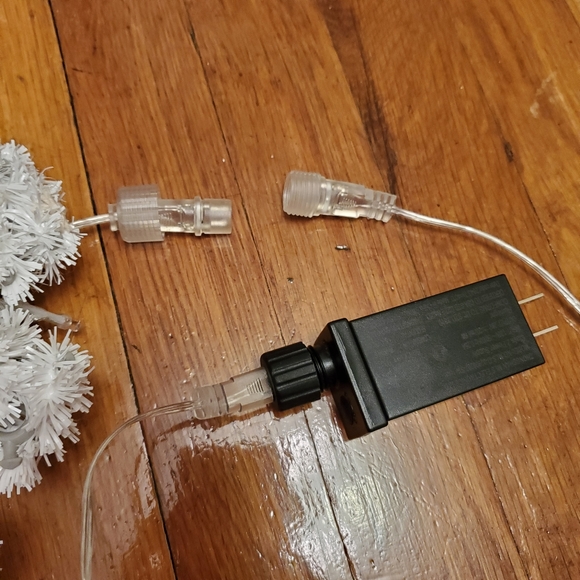 Bright Light Snowflake - Picture 6 of 13